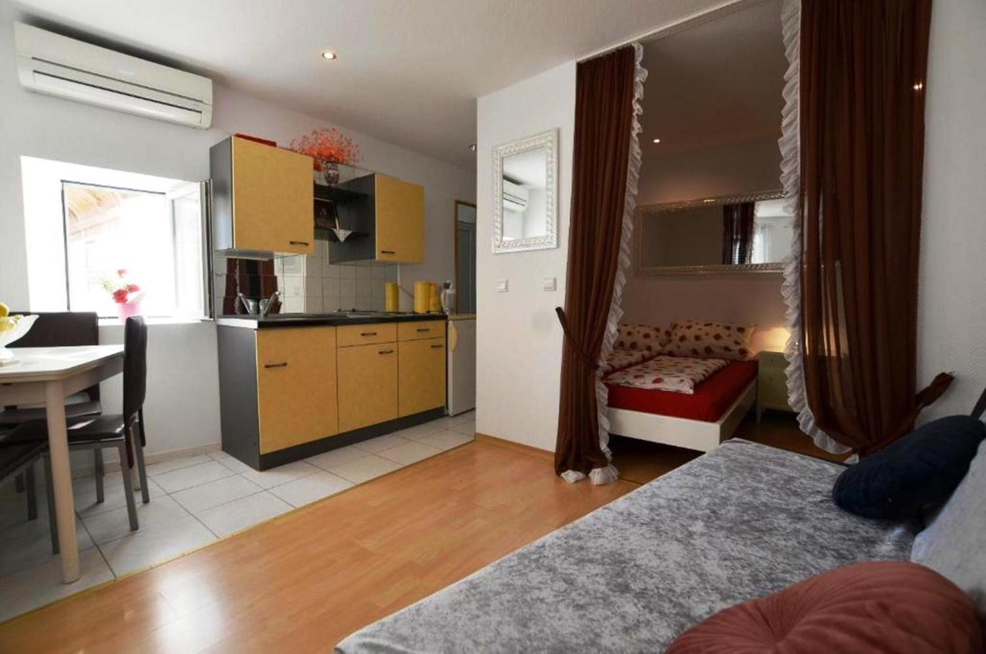 Augusta Apartment Rovinj Extérieur photo