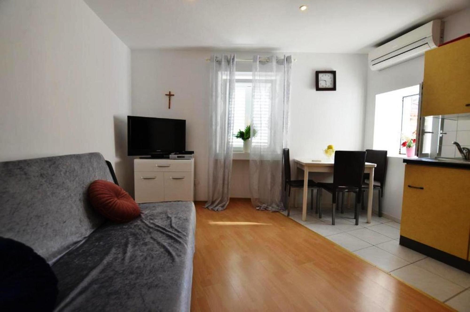 Augusta Apartment Rovinj Extérieur photo